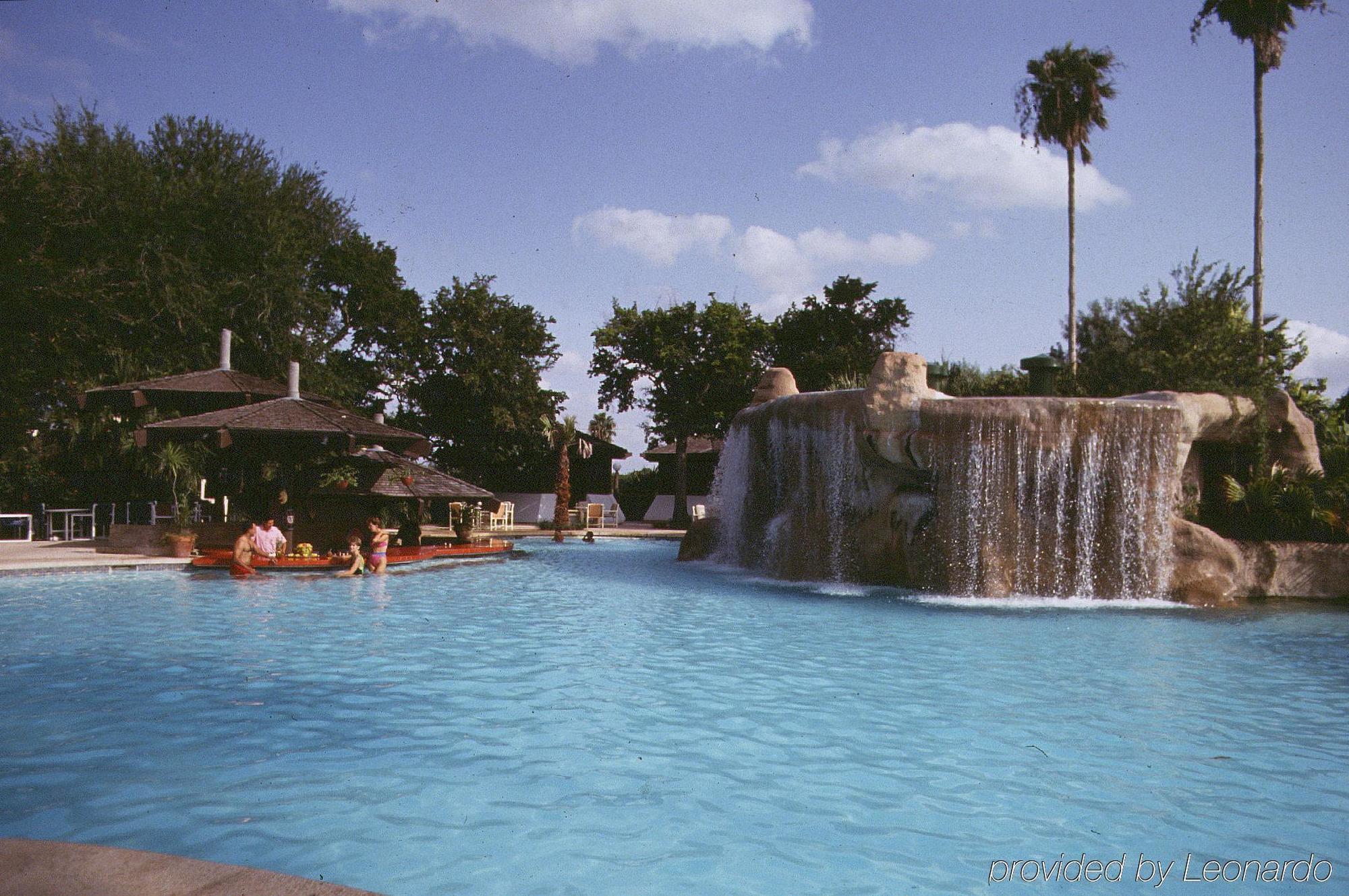 Rancho Viejo Resort Удобства фото